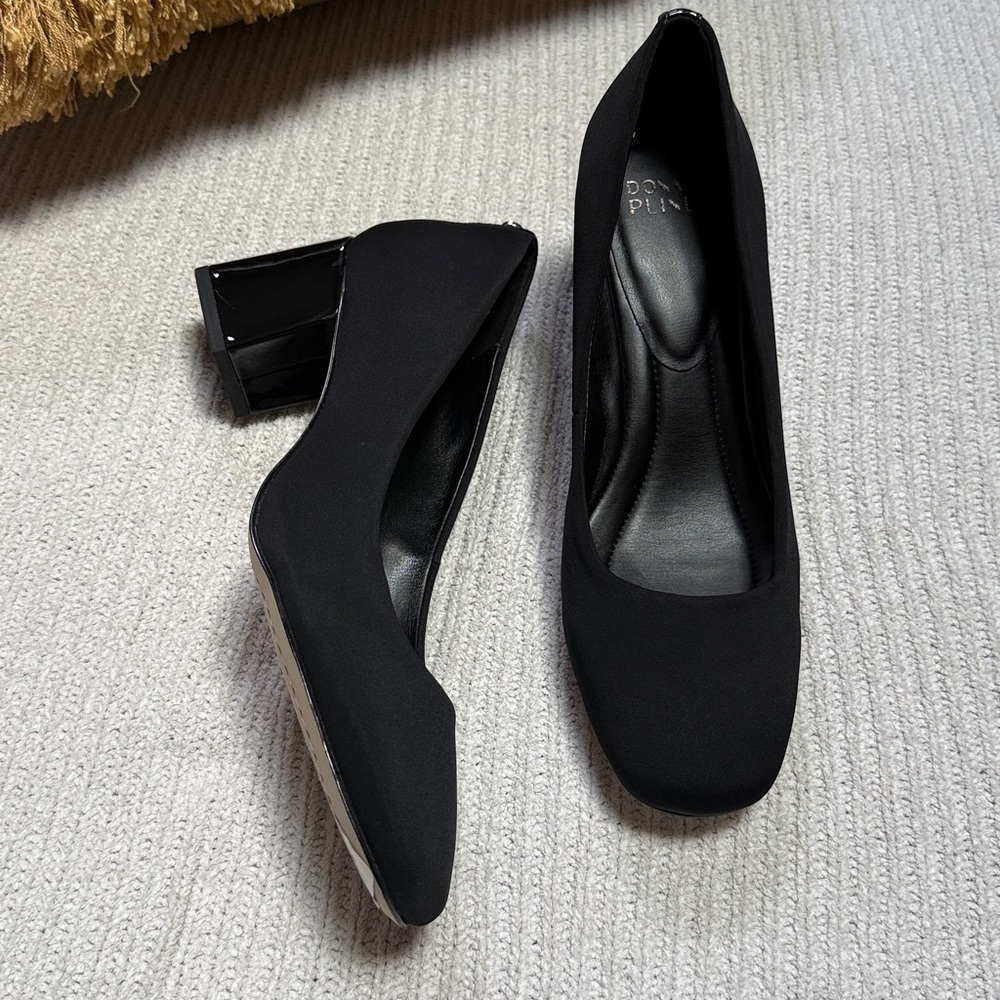 Donald Pliner Audry Block Heel Pump size 10M